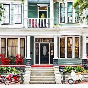 Inn The Isetta, Savannah