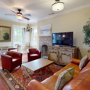 Holiday home Haven On Taylor Unit 4, Savannah